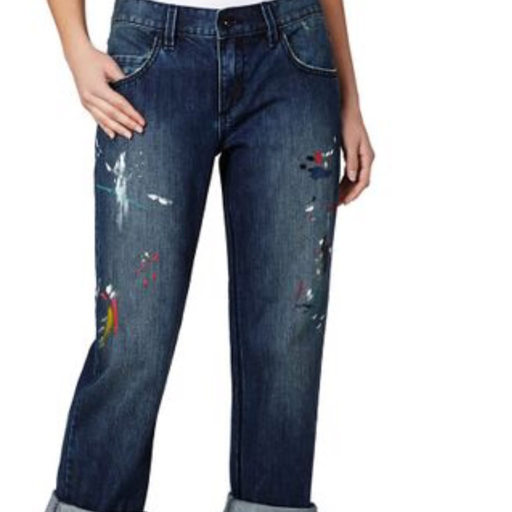 BCBG max azria boyfriend jeans size 27